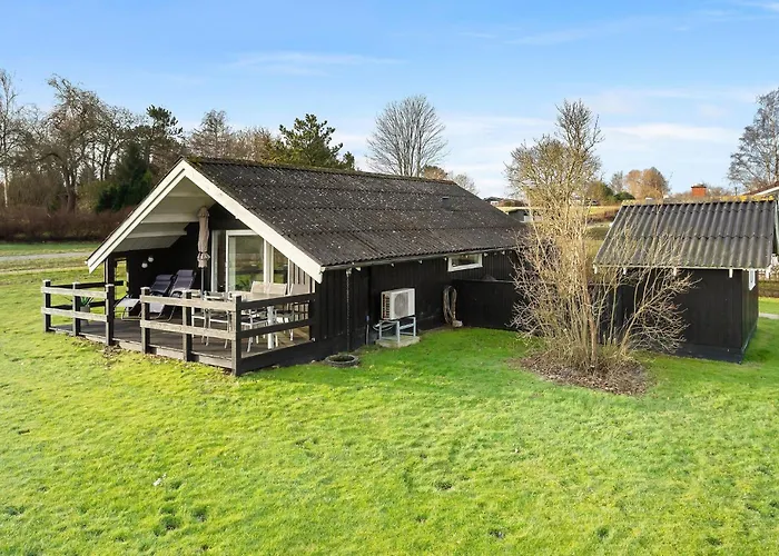 Hébergement de vacances 3 Bedroom In *